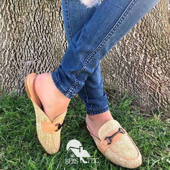 Unique Basket Weave Buckle Mule Loafers - Picture 5 of 6